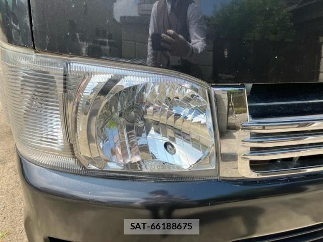 Toyota HIACE VAN 2006-11 8102338-2