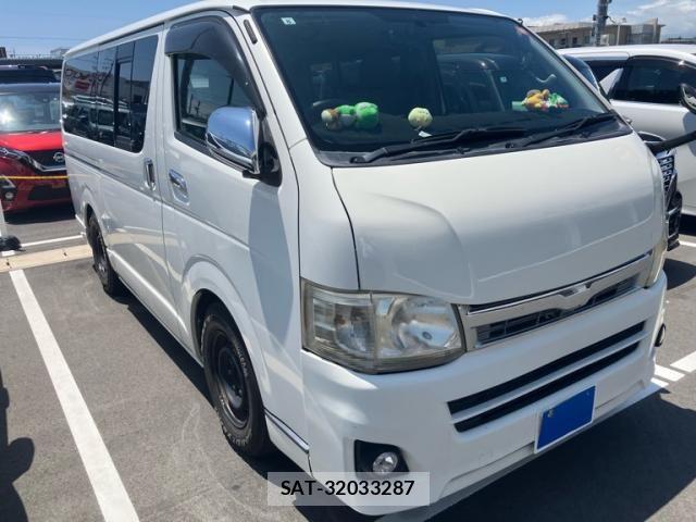 Toyota HIACE VAN 2010-04 8102336-0
