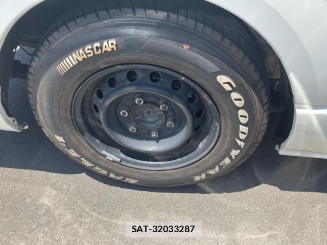 Toyota HIACE VAN 2010-04 8102336-5