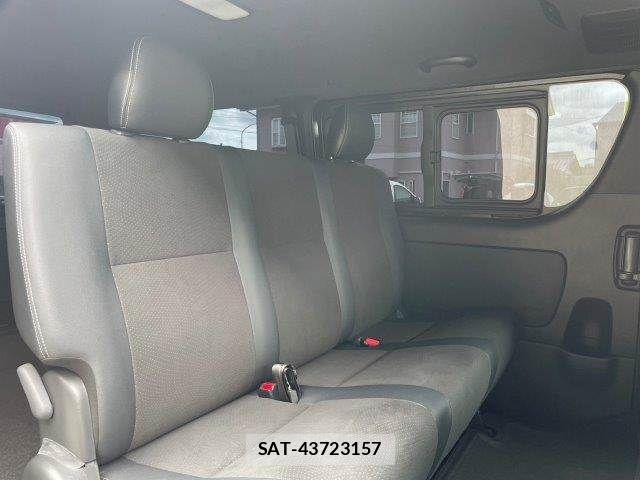 Toyota HIACE VAN 2021-10 8102333-10