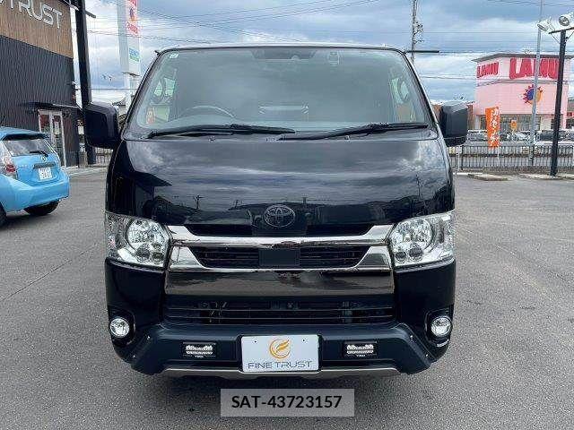 Toyota HIACE VAN 2021-10 8102333-17