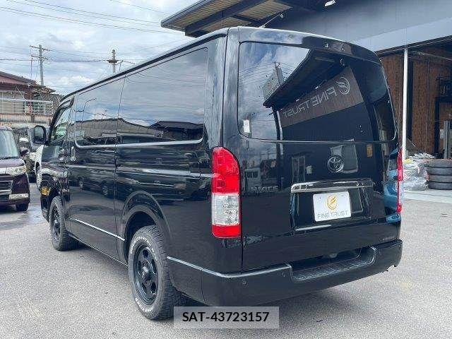 Toyota HIACE VAN 2021-10 8102333-22