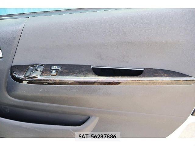 Toyota HIACE VAN 2020-01 8102328-14