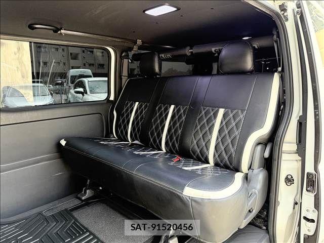 Toyota HIACE VAN 2021-11 8102329-9