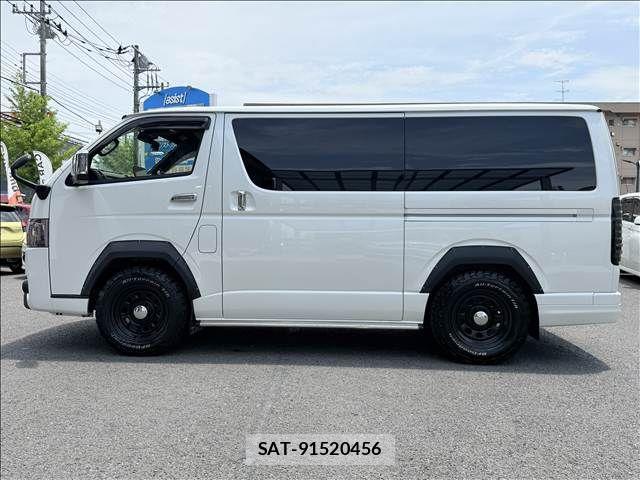 Toyota HIACE VAN 2021-11 8102329-5