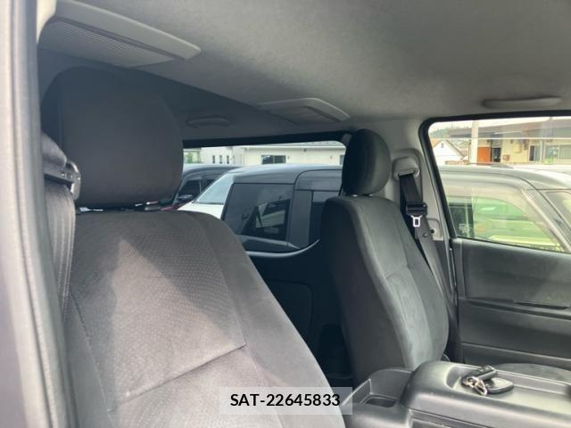 Toyota HIACE VAN 2020-09 8102332-14