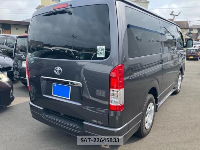 Toyota HIACE VAN 2020-09 8102332-4