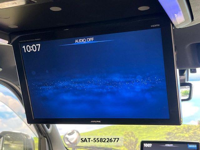 Toyota HIACE VAN 2023-08 8102325-3