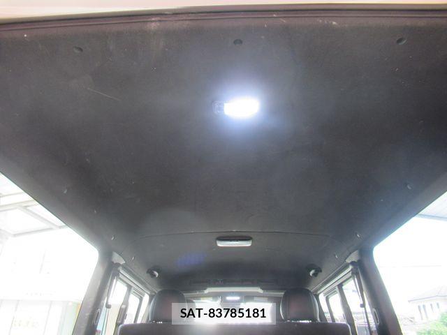Toyota HIACE VAN 2021-07 8102335-9
