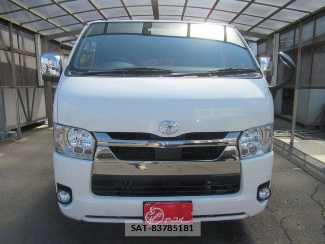 Toyota HIACE VAN 2021-07 8102335-10
