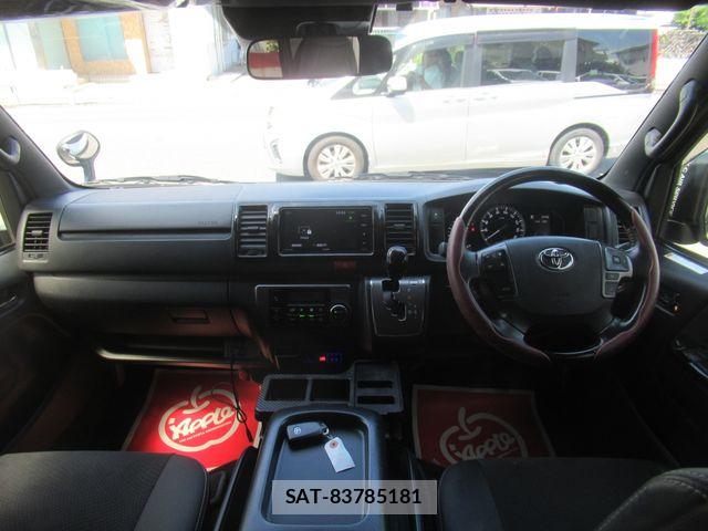 Toyota HIACE VAN 2021-07 8102335-1