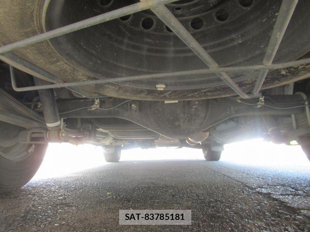 Toyota HIACE VAN 2021-07 8102335-27