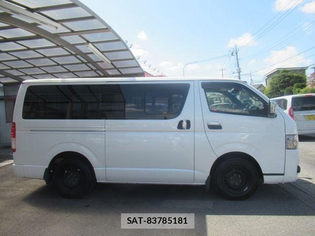 Toyota HIACE VAN 2021-07 8102335-4