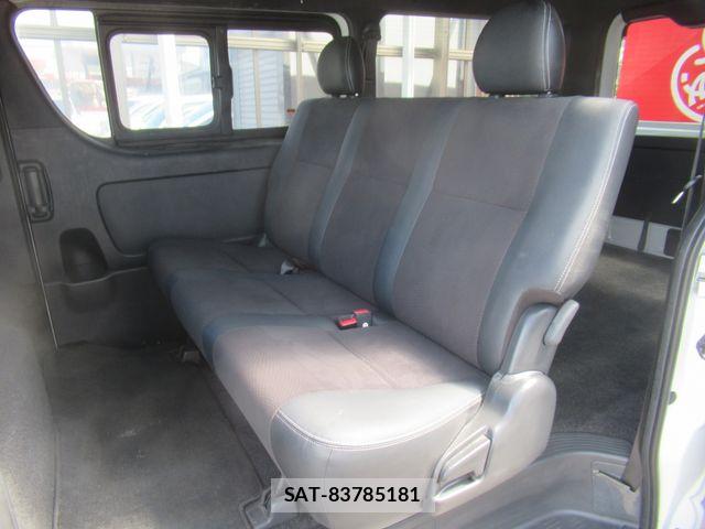 Toyota HIACE VAN 2021-07 8102335-7