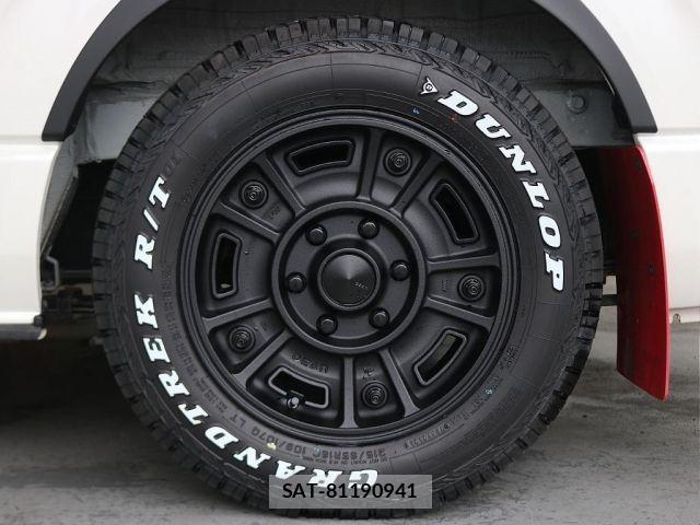 Toyota HIACE VAN 2023-01 8102321-13