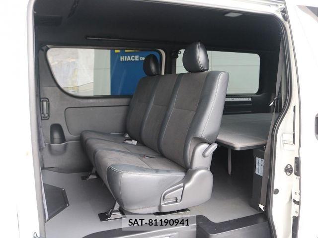 Toyota HIACE VAN 2023-01 8102321-2