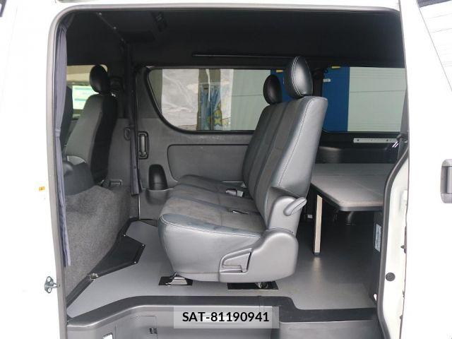 Toyota HIACE VAN 2023-01 8102321-7