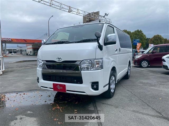Toyota HIACE VAN 2026-03 8102324-1