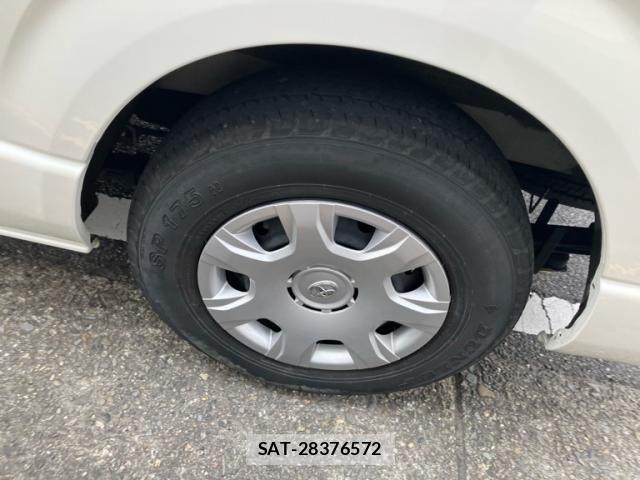 Toyota HIACE VAN 2021-08 8102331-9