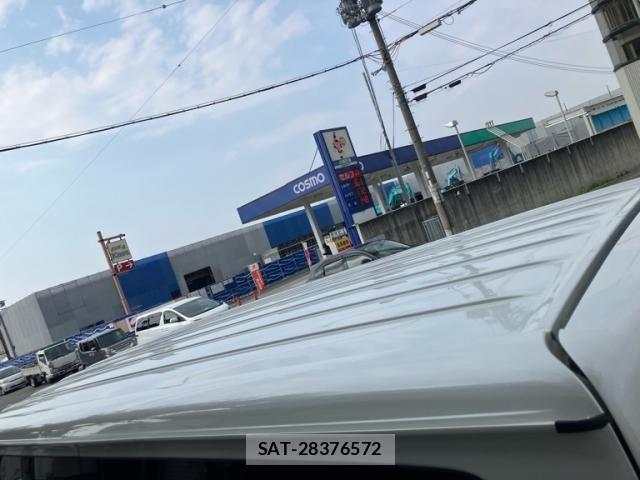 Toyota HIACE VAN 2021-08 8102331-10
