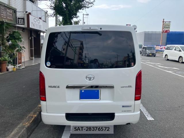 Toyota HIACE VAN 2021-08 8102331-1