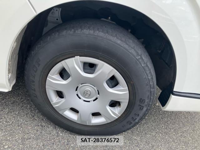Toyota HIACE VAN 2021-08 8102331-7