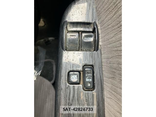 Toyota HIACE VAN 2013-01 8102337-14