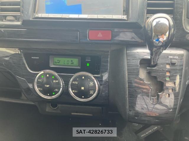 Toyota HIACE VAN 2013-01 8102337-17
