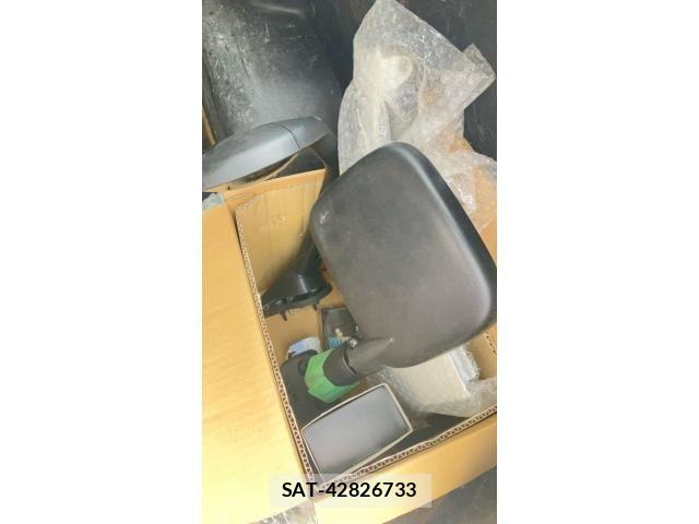 Toyota HIACE VAN 2013-01 8102337-25