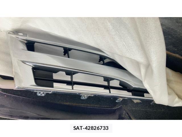Toyota HIACE VAN 2013-01 8102337-26