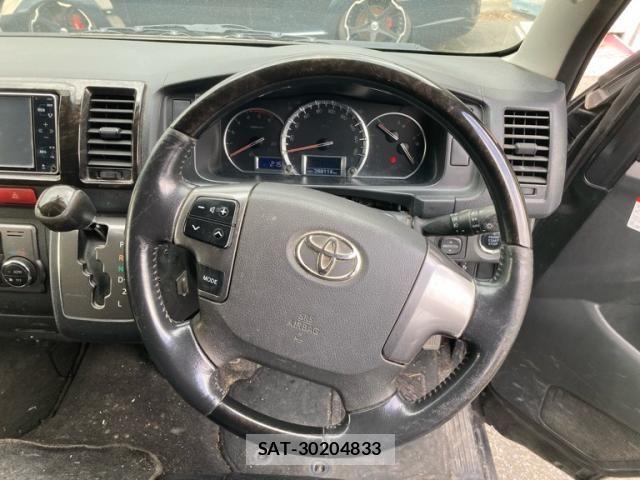 Toyota HIACE VAN 2016-01 8132740-11