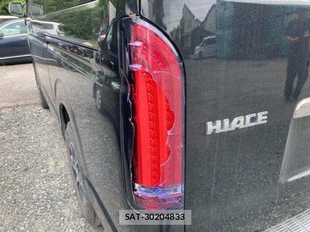 Toyota HIACE VAN 2016-01 8132740-23