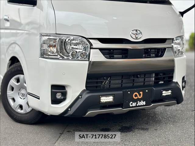 Toyota HIACE VAN 2025-10 8132704-4
