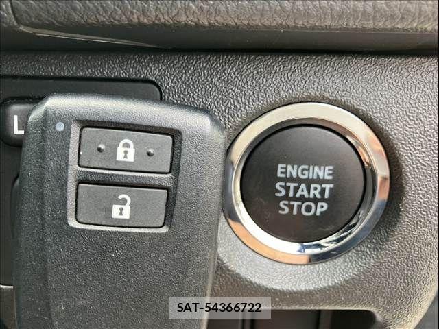 Toyota HIACE VAN 2021-11 8132717-17