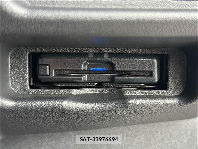 Toyota HIACE VAN 2024-03 8132712-10