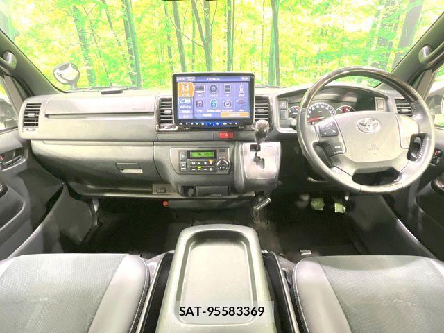 Toyota HIACE VAN 2020-09 8132718-1