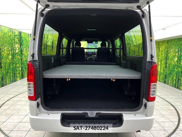 Toyota HIACE VAN 2022-01 8132716-9