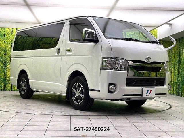 Toyota HIACE VAN 2022-01 8132716-15