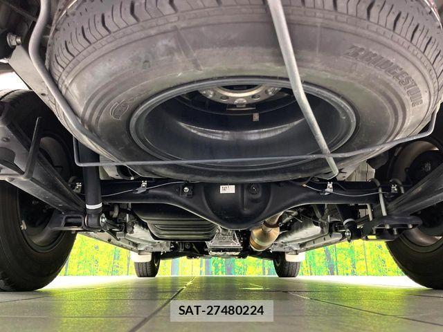Toyota HIACE VAN 2022-01 8132716-18