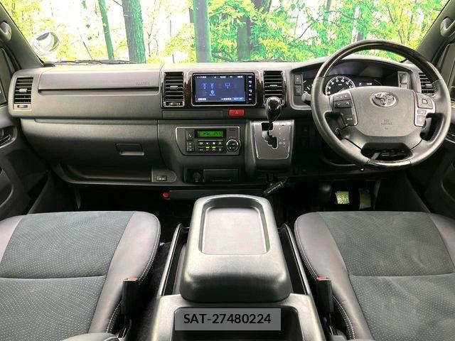 Toyota HIACE VAN 2022-01 8132716-1