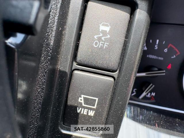 Toyota HIACE VAN 2022-05 8132714-22