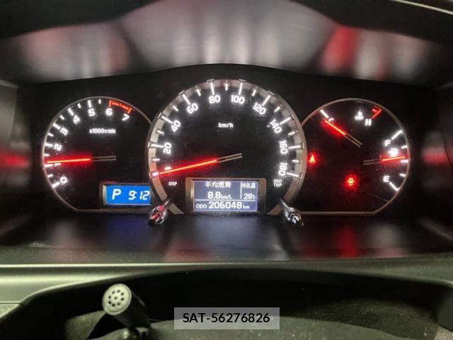 Toyota HIACE VAN 2017-06 8132739-15