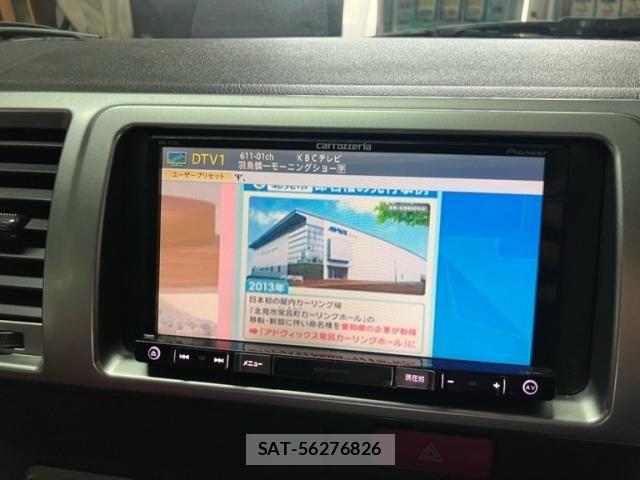 Toyota HIACE VAN 2017-06 8132739-19
