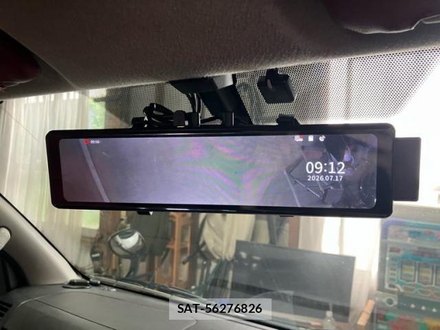 Toyota HIACE VAN 2017-06 8132739-22