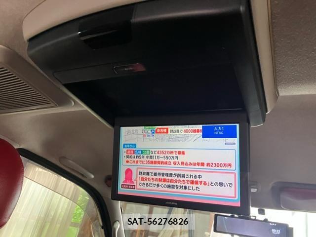 Toyota HIACE VAN 2017-06 8132739-23