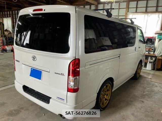 Toyota HIACE VAN 2017-06 8132739-4