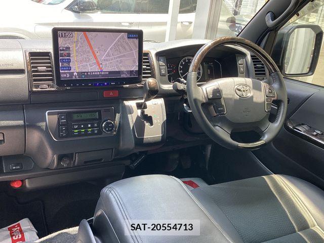 Toyota HIACE VAN 2025-06 8132713-1