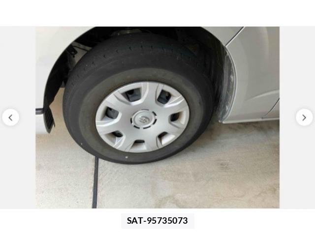 Toyota HIACE VAN 2019-08 8132733-2