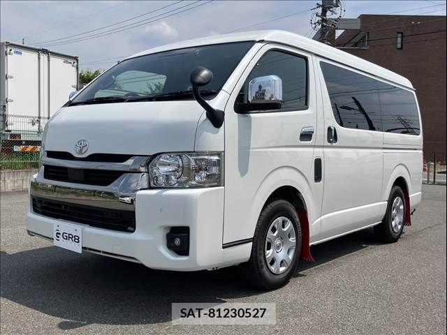 Toyota HIACE VAN 2023-02 8132715-9