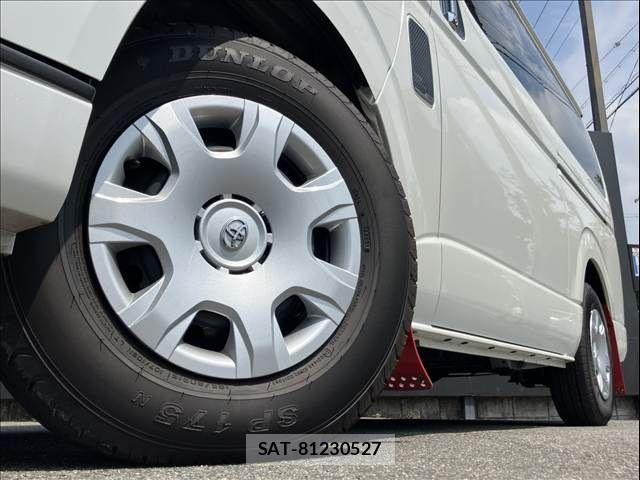 Toyota HIACE VAN 2023-02 8132715-13